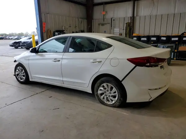 5NPD74LF5JH272147 2018 HYUNDAI ELANTRA - Image 2