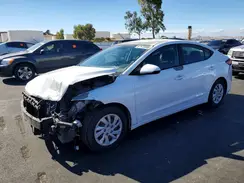 5NPD74LF5JH272911 2018 HYUNDAI ELANTRA