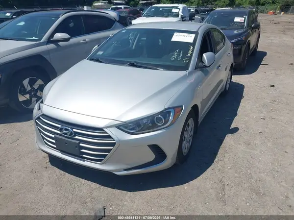 5NPD74LF5JH277946 2018 HYUNDAI ELANTRA - Image 2