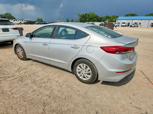5NPD74LF5JH279616 2018 HYUNDAI ELANTRA - Image 2