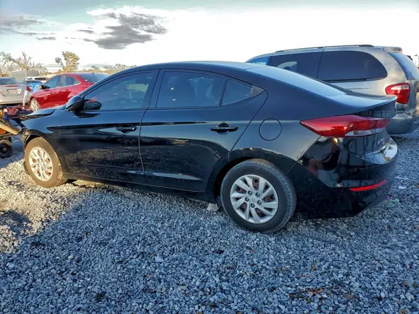 5NPD74LF5JH302439 2018 HYUNDAI ELANTRA - Image 2
