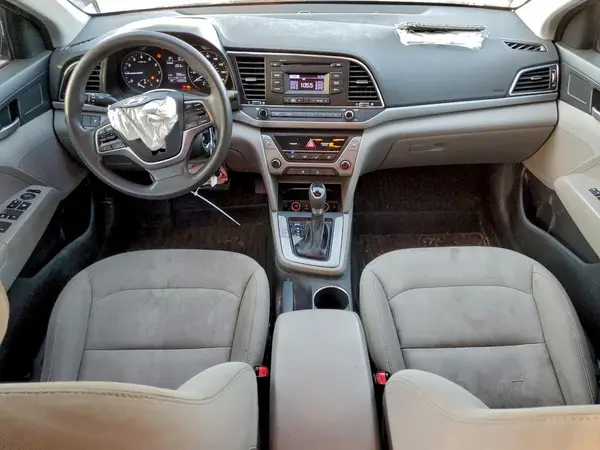 5NPD74LF5JH302439 2018 HYUNDAI ELANTRA - Image 8