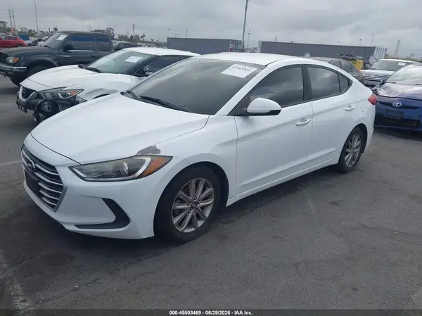 5NPD74LF5JH303090 2018 HYUNDAI ELANTRA - Image 2