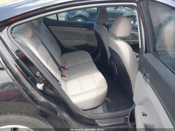 5NPD74LF5JH310816 2018 HYUNDAI ELANTRA - Image 8