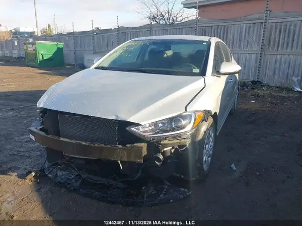5NPD74LF5JH322464 2018 HYUNDAI ELANTRA - Image 2