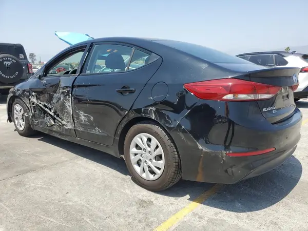 5NPD74LF5JH325414 2018 HYUNDAI ELANTRA - Image 2