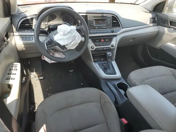 5NPD74LF5JH336977 2018 HYUNDAI ELANTRA - Image 8
