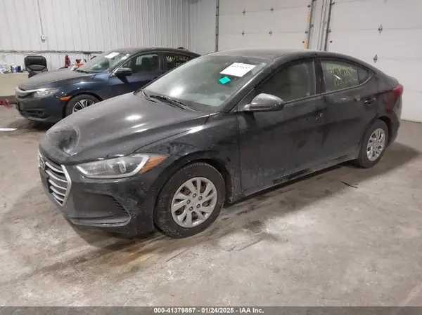 5NPD74LF5JH342830 2018 HYUNDAI ELANTRA - Image 2