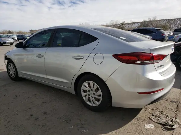 5NPD74LF5JH343525 2018 HYUNDAI ELANTRA - Image 2