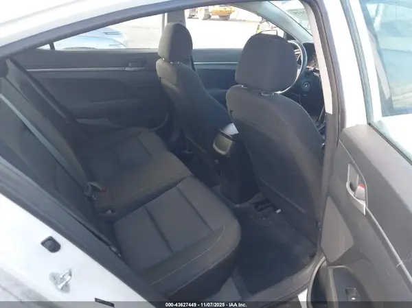 5NPD74LF5JH345761 2018 HYUNDAI ELANTRA - Image 8