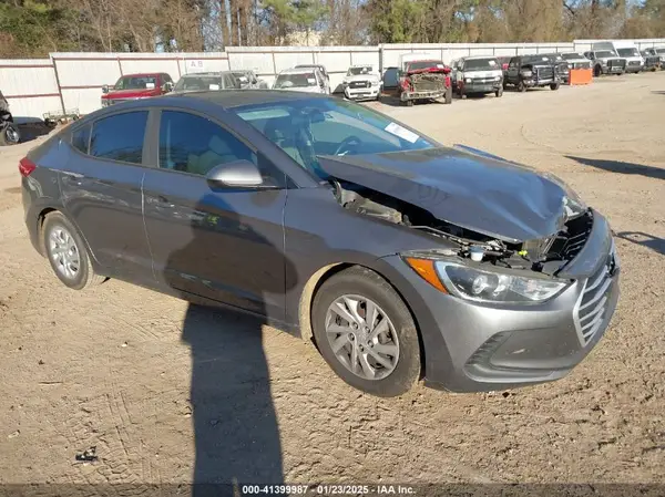 5NPD74LF5JH348997 2018 HYUNDAI ELANTRA - Image 1