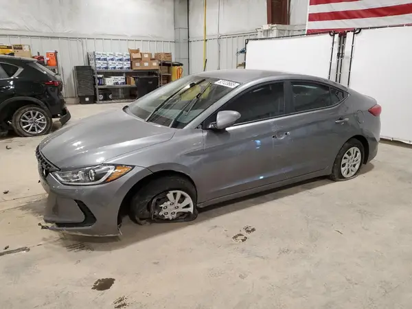 5NPD74LF5JH352998 2018 HYUNDAI ELANTRA - Image 1