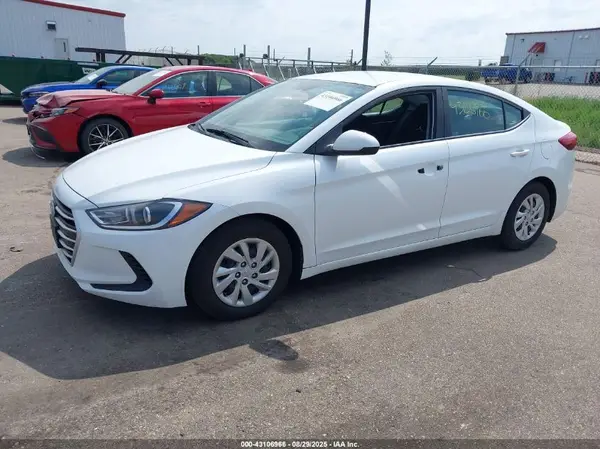 5NPD74LF5JH354718 2018 HYUNDAI ELANTRA - Image 2