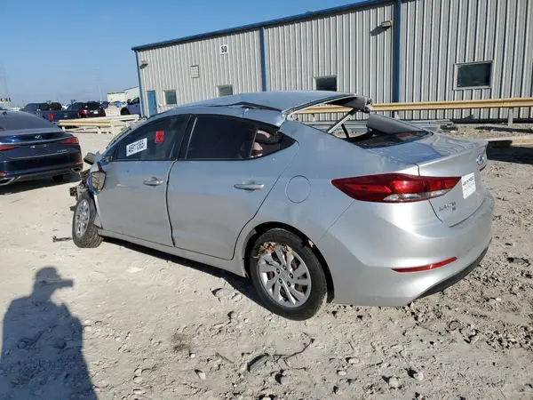 5NPD74LF5JH355951 2018 HYUNDAI ELANTRA - Image 2