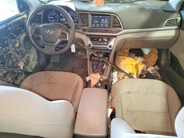 5NPD74LF5JH361295 2018 HYUNDAI ELANTRA - Image 8