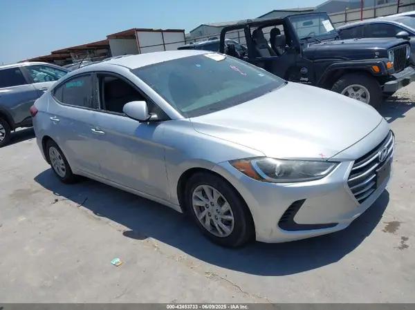 5NPD74LF5JH377383 2018 HYUNDAI ELANTRA - Image 1