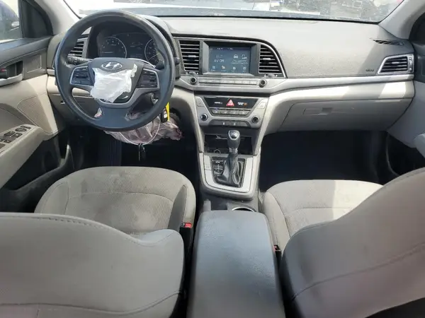 5NPD74LF5JH377674 2018 HYUNDAI ELANTRA - Image 8