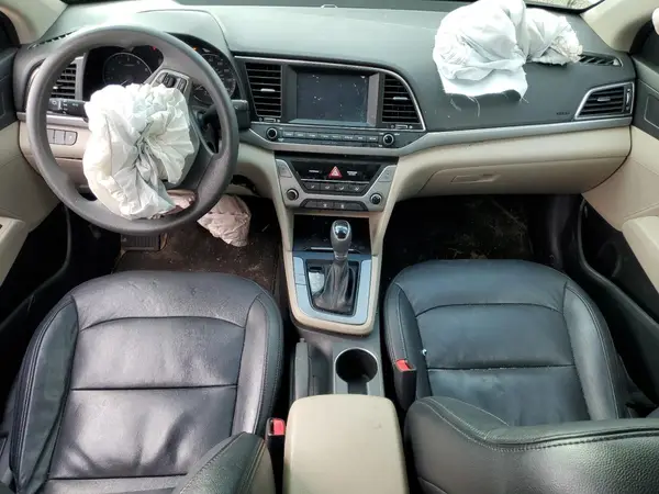 5NPD74LF5JH378730 2018 HYUNDAI ELANTRA - Image 8