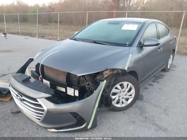 5NPD74LF5JH380333 2018 HYUNDAI ELANTRA - Image 2