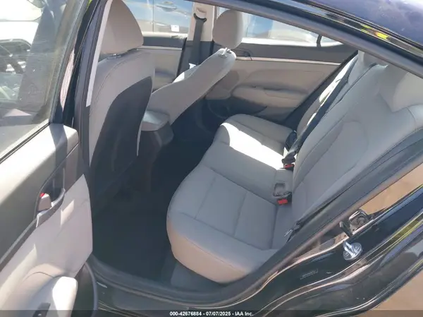 5NPD74LF5JH380736 2018 HYUNDAI ELANTRA - Image 8