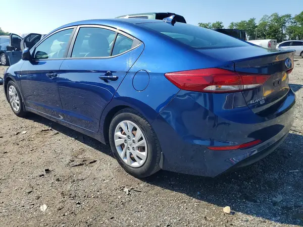 5NPD74LF5JH386097 2018 HYUNDAI ELANTRA - Image 2