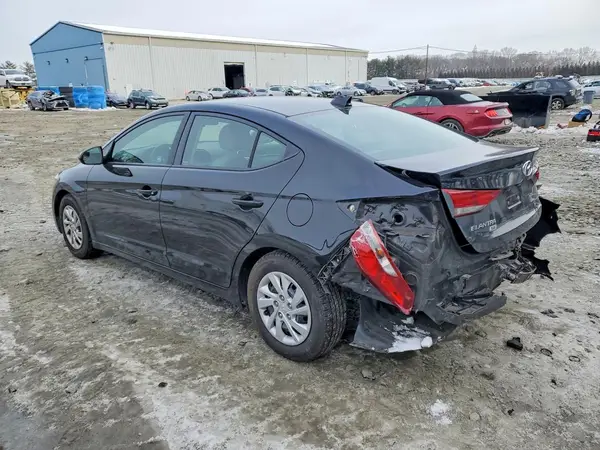 5NPD74LF5JH386973 2018 HYUNDAI ELANTRA - Image 2
