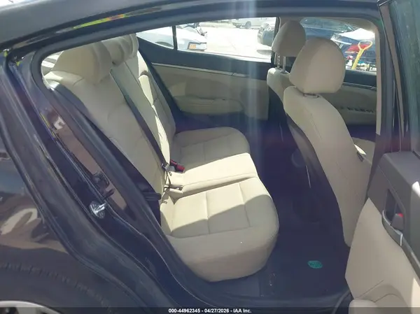 5NPD74LF5JH387542 2018 HYUNDAI ELANTRA - Image 8