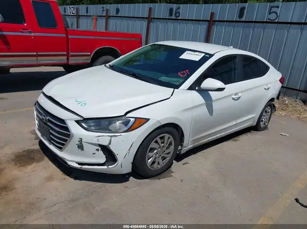 5NPD74LF5JH389078 2018 HYUNDAI ELANTRA - Image 2
