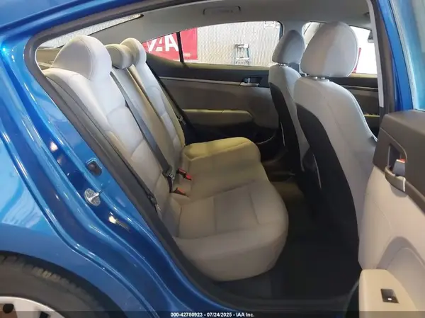 5NPD74LF5JH391087 2018 HYUNDAI ELANTRA - Image 8