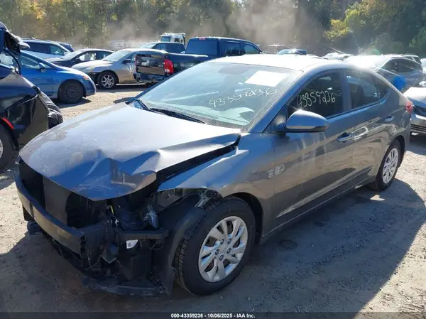 5NPD74LF5JH392238 2018 HYUNDAI ELANTRA - Image 2