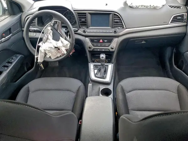 5NPD74LF5JH396919 2018 HYUNDAI ELANTRA - Image 8