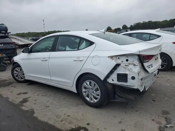 5NPD74LF5JH397844 2018 HYUNDAI ELANTRA - Image 2