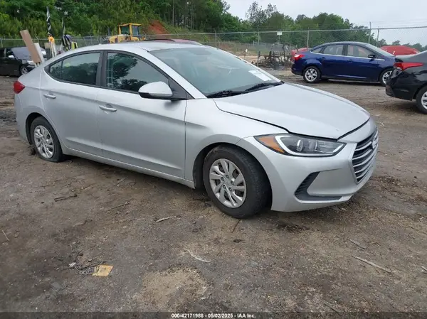 5NPD74LF5JH397990 2018 HYUNDAI ELANTRA - Image 1