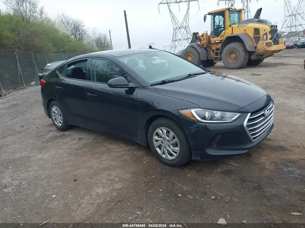 5NPD74LF5JH402167 2018 HYUNDAI ELANTRA - Image 1