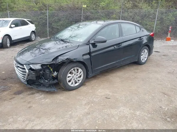 5NPD74LF5JH402167 2018 HYUNDAI ELANTRA - Image 2