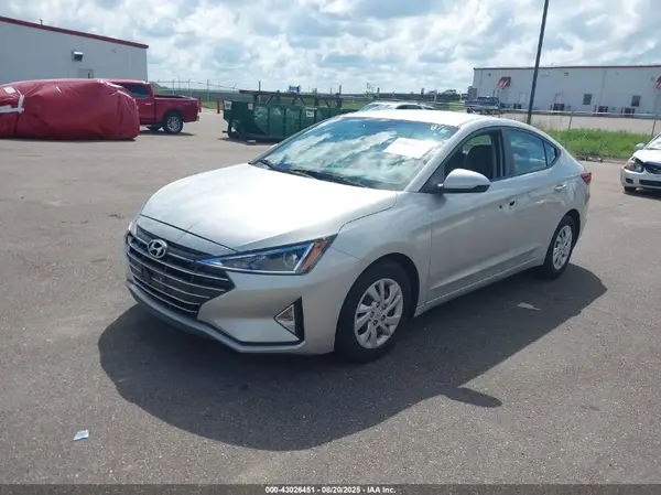 5NPD74LF5KH401053 2019 HYUNDAI ELANTRA - Image 2