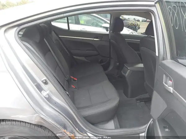 5NPD74LF5KH406138 2019 HYUNDAI ELANTRA - Image 8