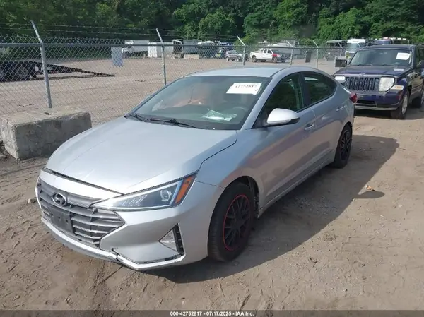 5NPD74LF5KH407127 2019 HYUNDAI ELANTRA - Image 2