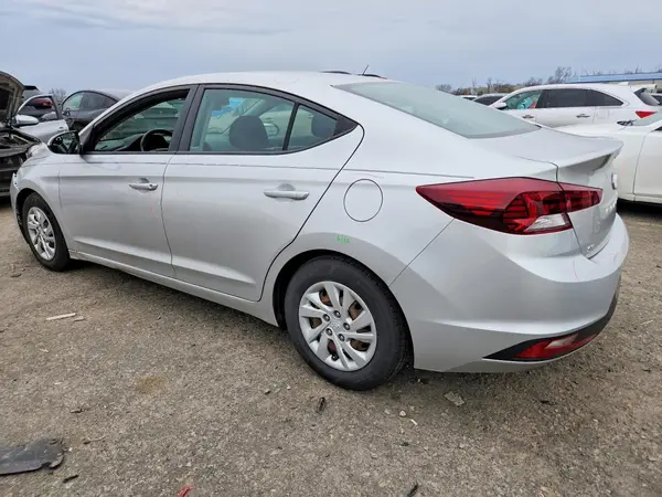 5NPD74LF5KH413784 2019 HYUNDAI ELANTRA - Image 2