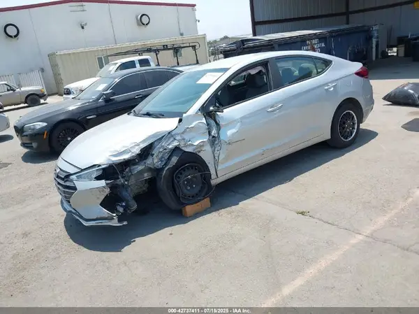 5NPD74LF5KH416197 2019 HYUNDAI ELANTRA - Image 2