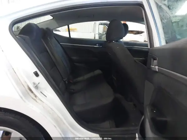 5NPD74LF5KH423294 2019 HYUNDAI ELANTRA - Image 8