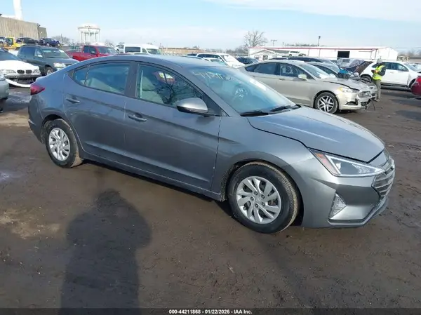 5NPD74LF5KH424865 2019 HYUNDAI ELANTRA - Image 1