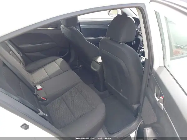 5NPD74LF5KH427149 2019 HYUNDAI ELANTRA - Image 8