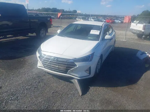 5NPD74LF5KH429208 2019 HYUNDAI ELANTRA - Image 2