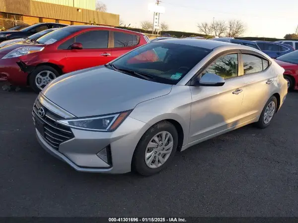 5NPD74LF5KH435395 2019 HYUNDAI ELANTRA - Image 2