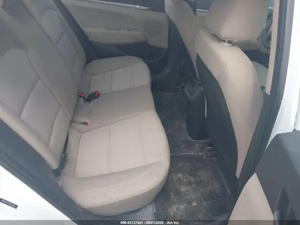 5NPD74LF5KH439382 2019 HYUNDAI ELANTRA - Image 8