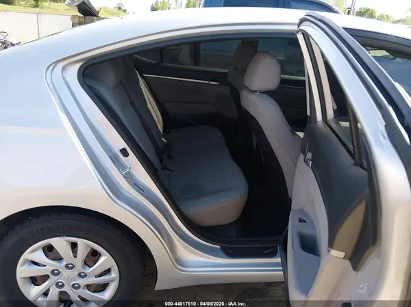 5NPD74LF5KH439429 2019 HYUNDAI ELANTRA - Image 8