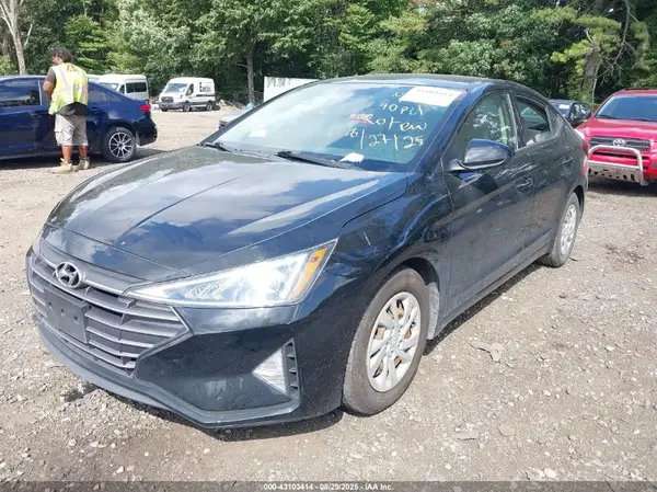 5NPD74LF5KH444971 2019 HYUNDAI ELANTRA - Image 2