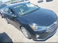 5NPD74LF5KH451693 2019 HYUNDAI ELANTRA