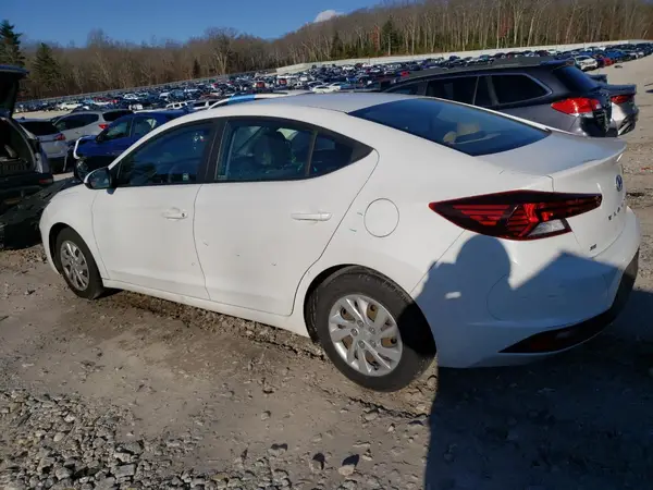 5NPD74LF5KH455856 2019 HYUNDAI ELANTRA - Image 2